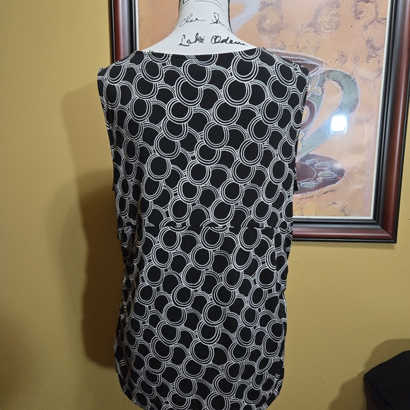 George Stretch Sleevelss Black With White Circles - Picture 3 of 4